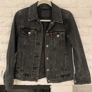 Black Levi Strauss Jean Jacket
